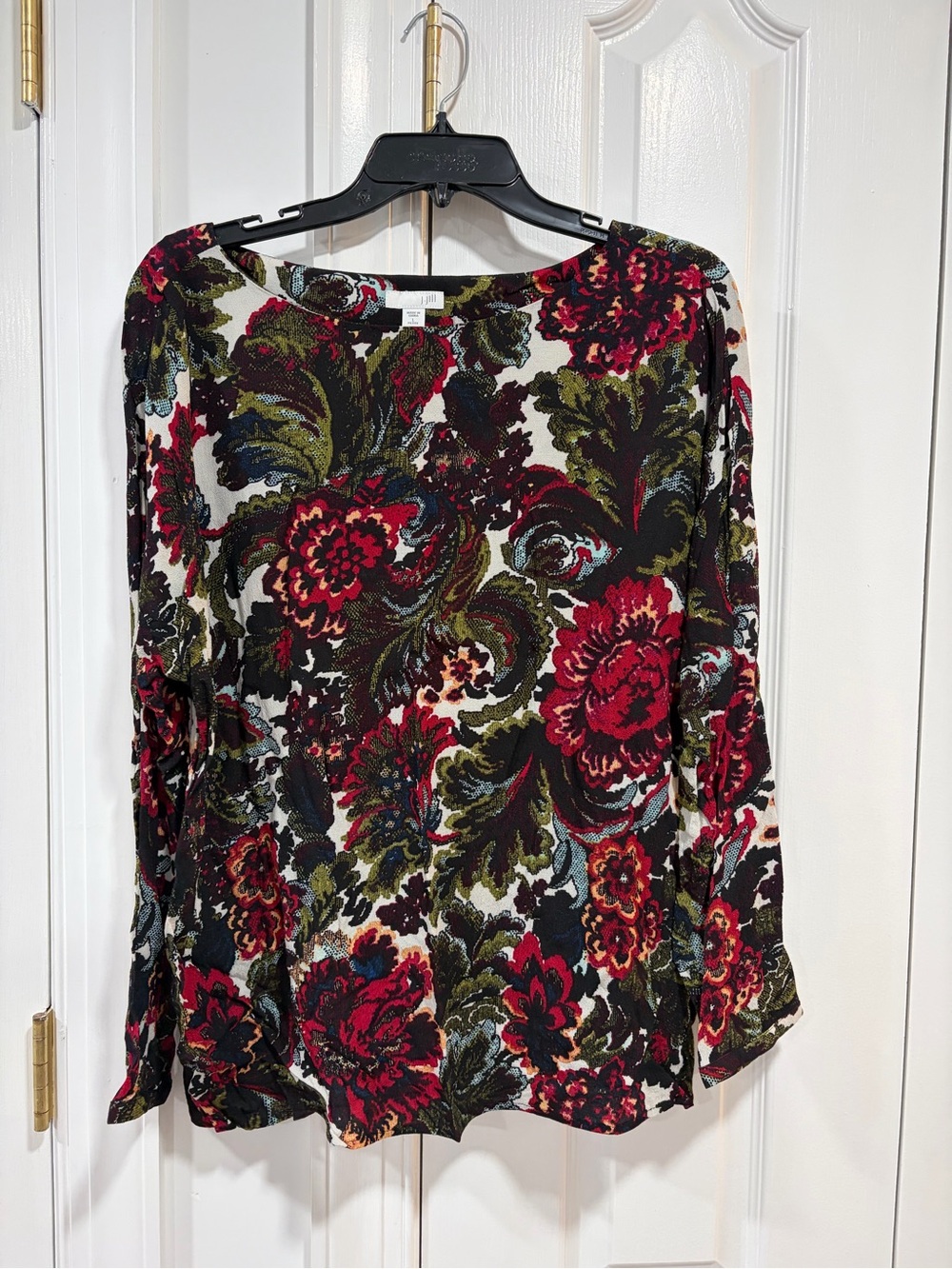 J. Jill Petite Large Long-Sleeve Floral Print Top in Red, Green and Black